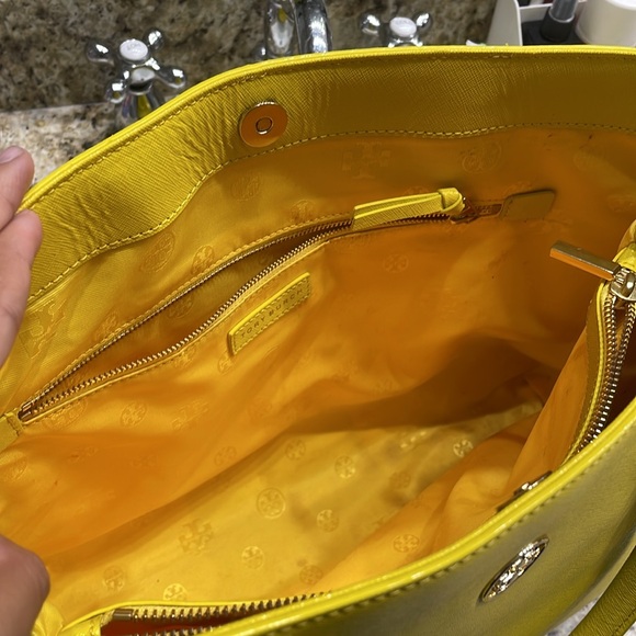 Tory Burch Saffiano Leather Large Tote - Picture 12 of 13